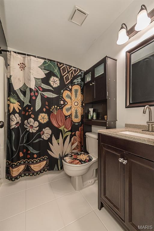 Summer Winds Condos - Residential