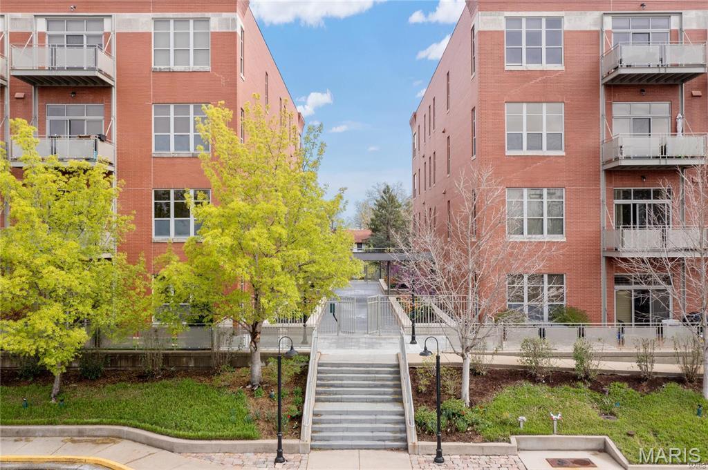Hi-Pointe Lofts A Condo The - Residential Lease
