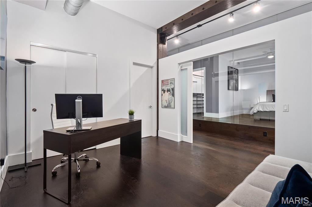 Hi-Pointe Lofts A Condo The - Residential Lease