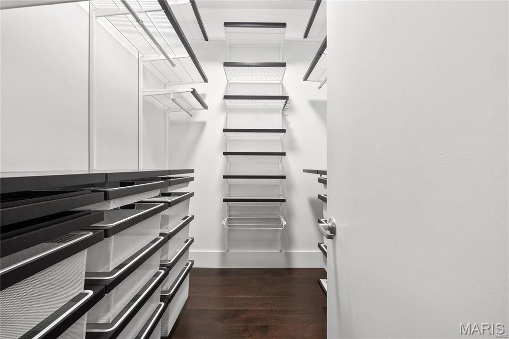 Hi-Pointe Lofts A Condo The - Residential Lease