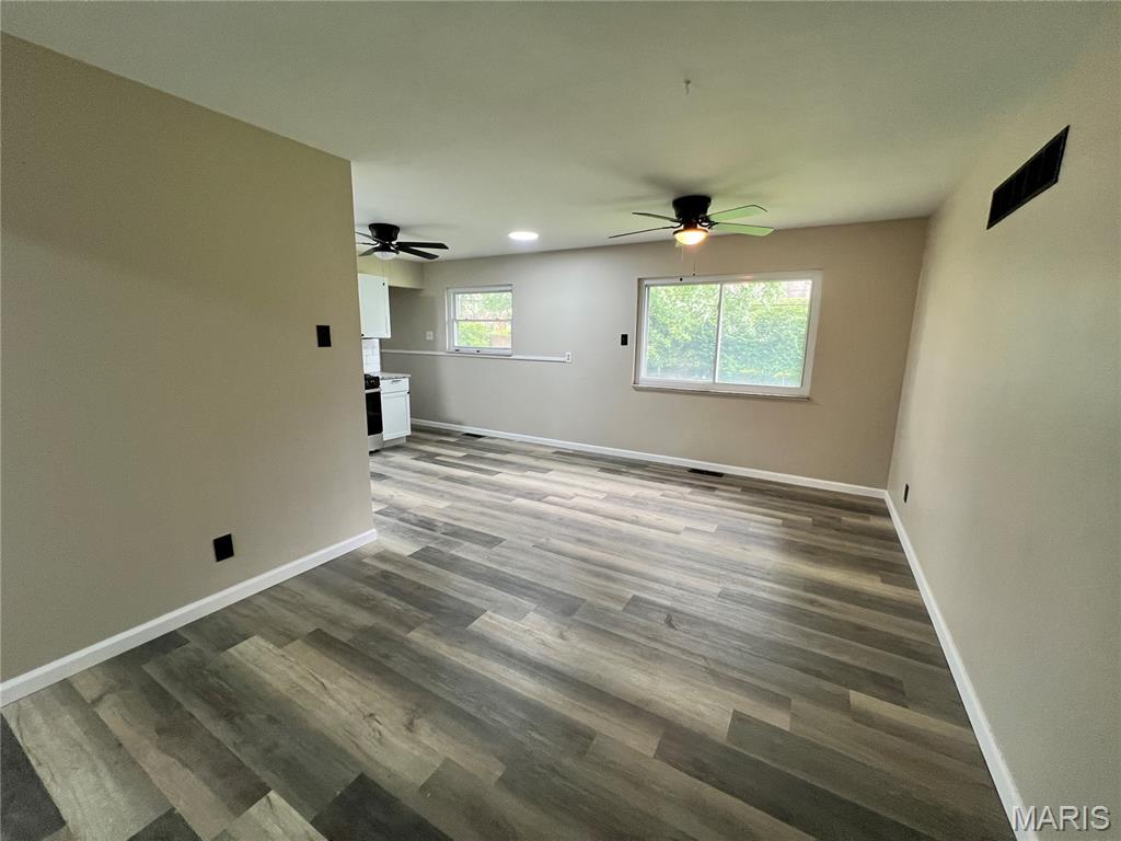 Mark Twain Hills - Residential