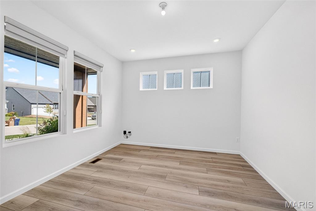 Inverness Ph 3 - Residential Lease