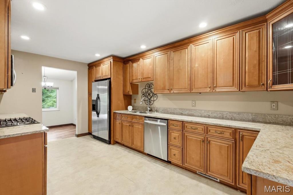 Royal Pines Condo Sixteenth - Residential