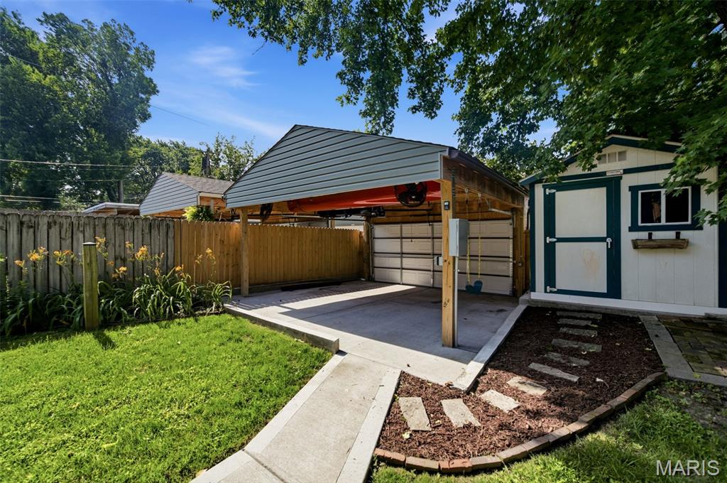 Russells Place Add - Residential