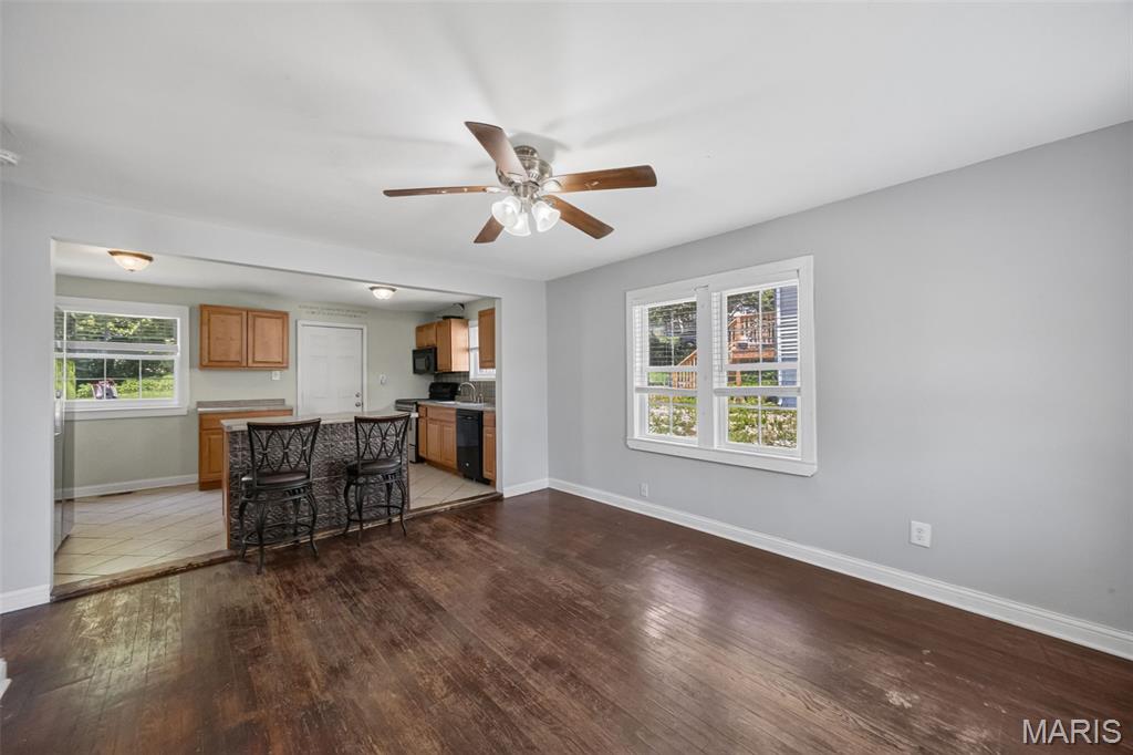 Warnes Jennie - Residential