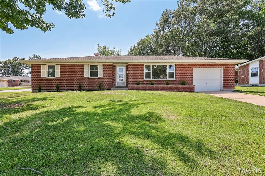 Just in time to enjoy the final days of summer! This beautifully updated 3-bedroom, 2-bathroom all-brick home is truly move-in ready. Step inside to find gorgeous hardwood floors throughout, an updated kitchen featuring newer appliances, solid-surface countertops, and 42-inch Shaker-style cabinets, along with tastefully updated bathrooms. Outside, the expansive, level yard offers plenty of space for entertaining, recreation, or relaxing. Priced to sell quickly, this home is an incredible opportunity you will not want to miss!