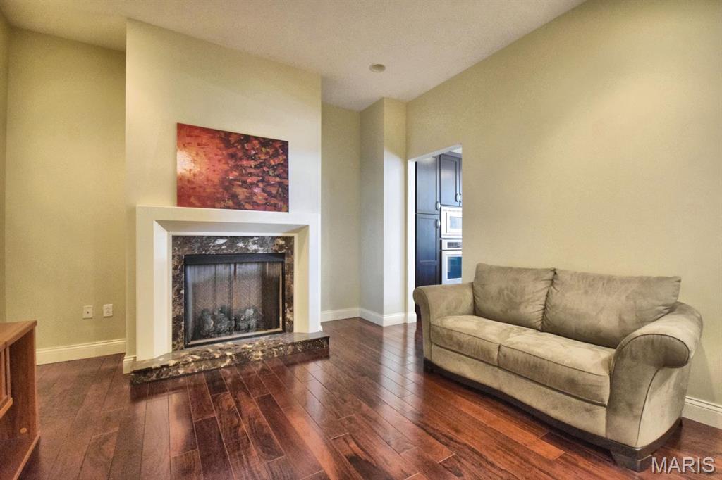 Demun Pointe Condo - Residential Lease