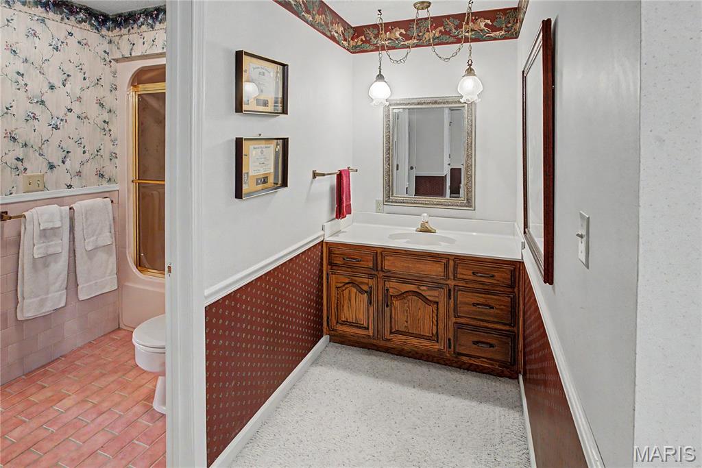Ashland Hills Estate - Residential