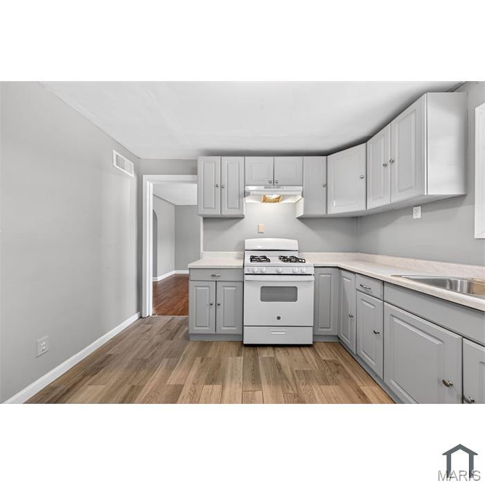 Bruegge Add 02 - Residential Lease