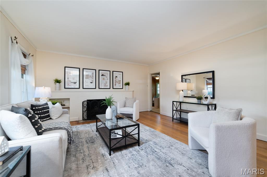 Royal Place - Residential