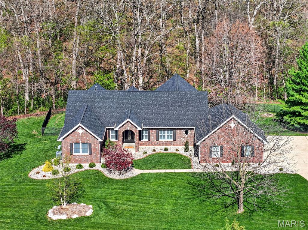 Summit Estate - Residential