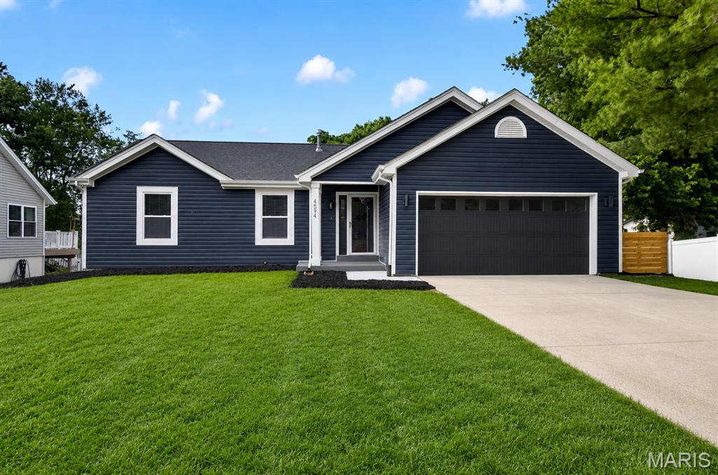 Submit all offers to smatyiko@reecenichols.com and follow up with call or text to 314.496.8224.
Seller needs 24 hours responsed time.