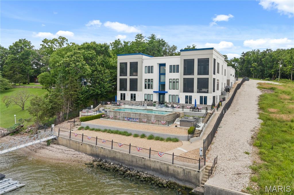 Shores of Shawnee Bend - Residential