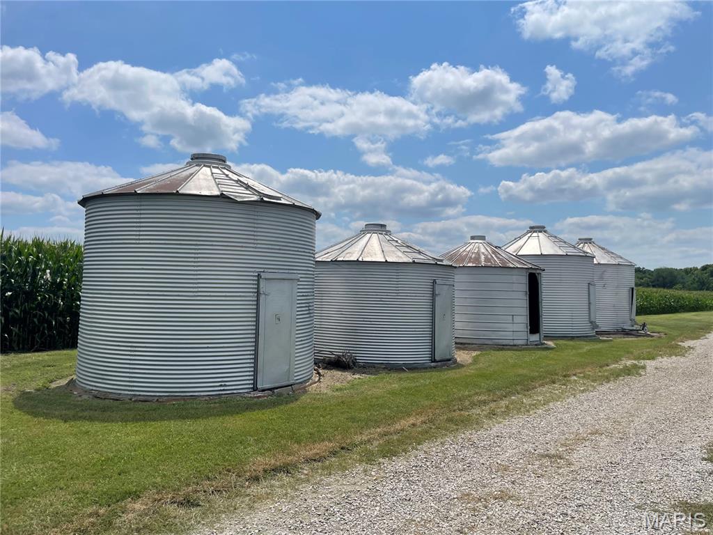 - - Farm