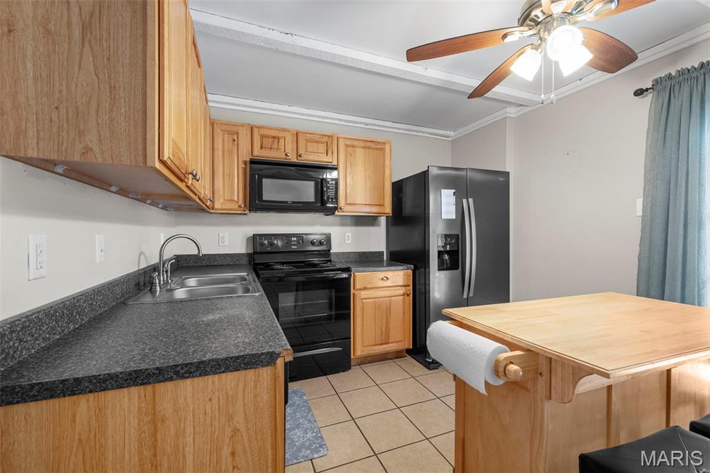 Carroll Wood Condo - Residential