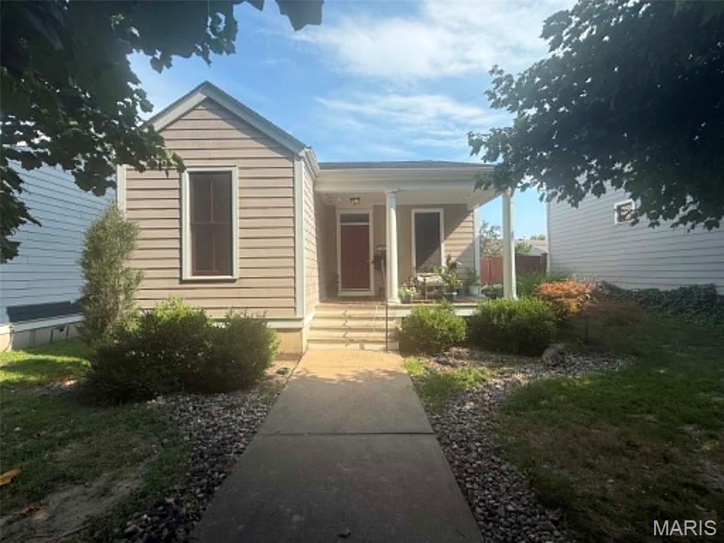Get into a house in NEW TOWN for under 300K. Unlock instant equity and a vibrant community at 3405 Banner St, St. Charles! This 4-bedroom, 3-bath ranch is sold as-is (seller to do no repairs), offering the perfect blank canvas for investors, renovators, or buyers looking to customize their dream home. But you aren't just buying a house—you are buying a lifestyle! Steps from your front door, enjoy:  Lakes, walking paths, , and sand volleyball. Dining & Shopping: Walkable restaurants and local shops.  Entertainment: Concerts, parks, and endless social clubs. Don't miss your chance to own in St. Charles’ most sought-after neighborhood. Opportunity awaits!?? Schedule your showing today!
