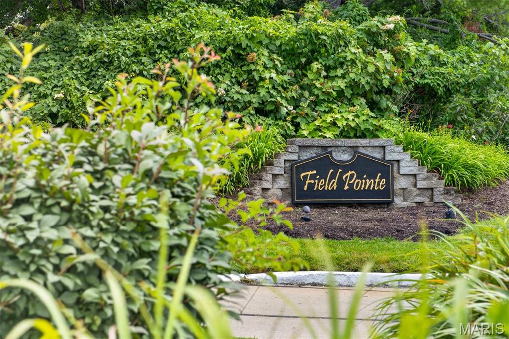 Field Pointe Condo Ten - Residential