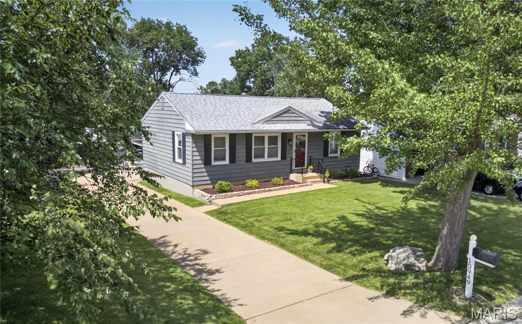 Welcome to a home that blends comfort, thoughtful updates, and everyday convenience in the heart of South County, Lindbergh School District. This inviting 2-bedroom, 1-bath home features a warm and functional layout filled with natural light, creating a space that feels both comfortable and easy to live in. The fully remodeled bathroom adds a fresh, modern touch—offering updated finishes and a clean, stylish feel that today’s buyers will appreciate. Original REAL WOOD Floors have been preserved and meticulously maintained. The home’s finished lower level provides valuable additional living space, ready to fit your lifestyle. Whether you envision a home gym, media room, play area, guest space, or a relaxing retreat, this flexible area gives you the freedom to make it your own. Step outside to an elevated backyard that offers a sense of privacy and a great setting for relaxing or entertaining. A Tuff Shed adds extra convenience for tools, equipment, or seasonal storage. Convenient access to shopping, dining, parks, and major roadways. 
Whether you're a first-time buyer, downsizing, or looking for a home with adaptable space and meaningful updates, this property offers comfort, flexibility, and value in a desirable location.