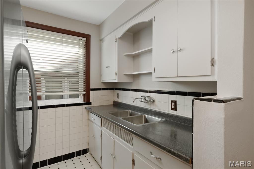Russells Add 02 - Residential Income