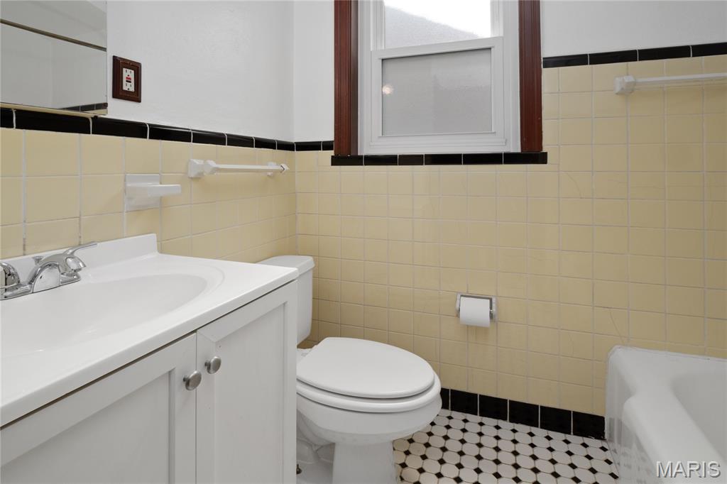 Russells Add 02 - Residential Income