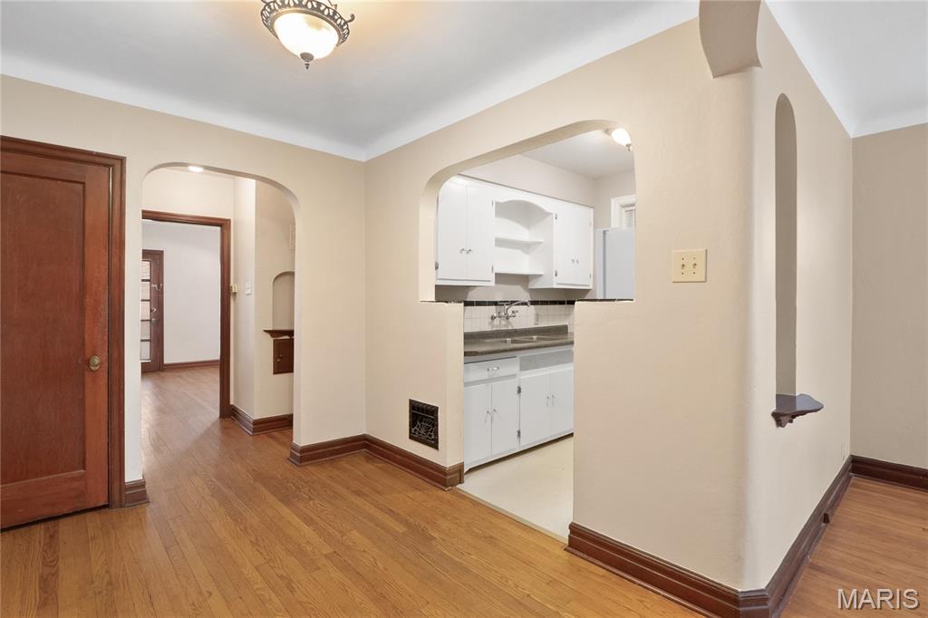 Russells Add 02 - Residential Income