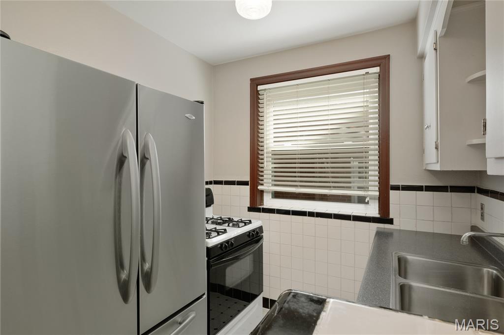 Russells Add 02 - Residential Income