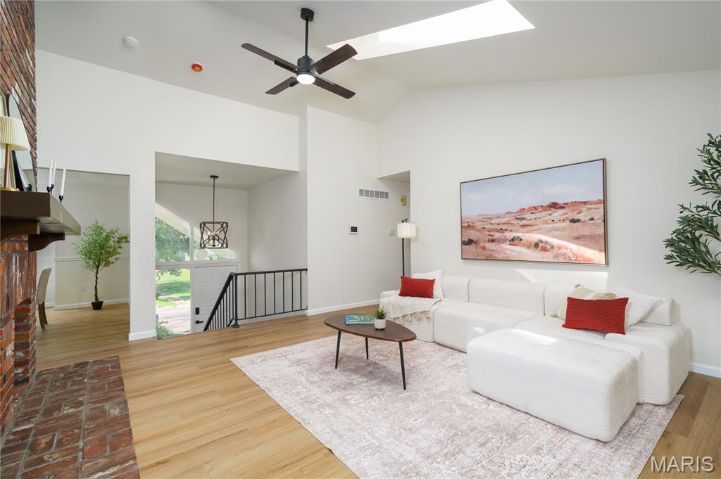 Country Village Hills Ii 1 - Residential