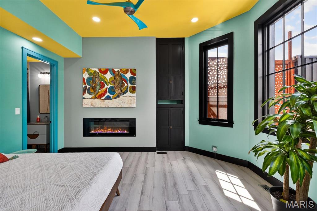 Forest Park Southeast - Residential Income