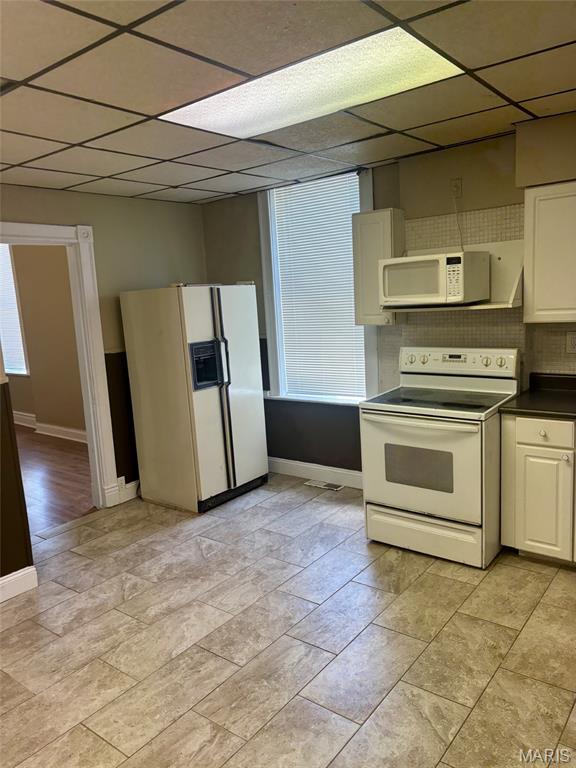 THE HILL - Residential Lease