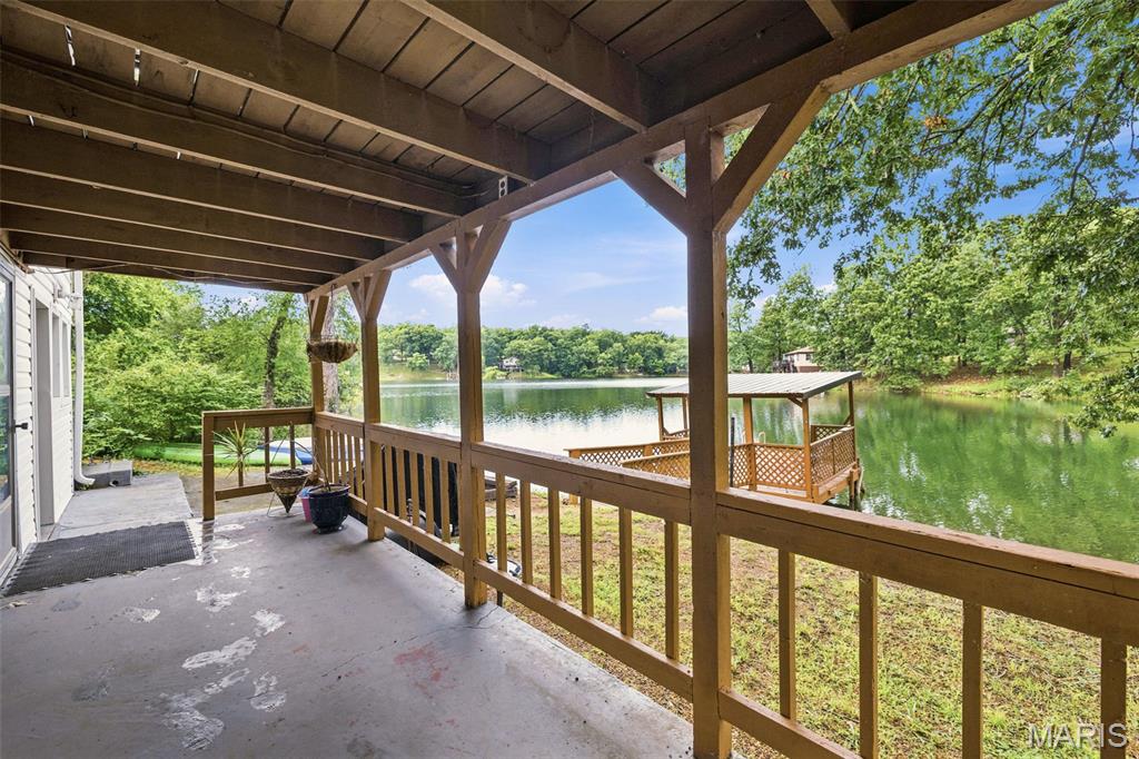 Potosi Lake - Residential