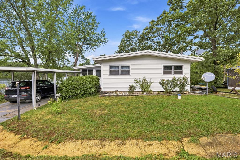 Potosi Lake - Residential
