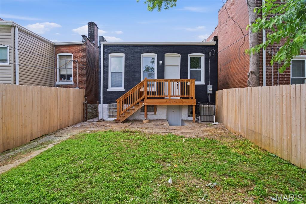 St Louis Commons Add - Residential