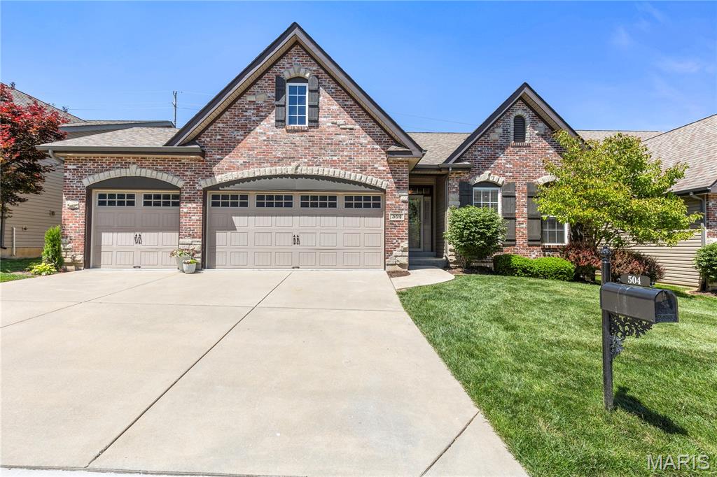 Welcome to carefree living in St. Peters! This beautifully updated detached villa offers 1,720 sq ft of comfortable, modern living. Inside, you’ll find new LVP flooring, a bright open floor plan, and a spacious vaulted great room that creates an airy, inviting atmosphere. The kitchen blends style and function with granite countertops, stainless steel appliances, and seamless flow into the dining and living areas. The primary suite features a generous bathroom with a separate soaking tub and shower plus updated LVT flooring. Step outside to a covered patio, ideal for relaxing or entertaining. A rare 3-car garage provides exceptional storage and parking. Located in the desirable Penny Lane villa community, this home offers the perfect combination of comfort, convenience, and modern updates.