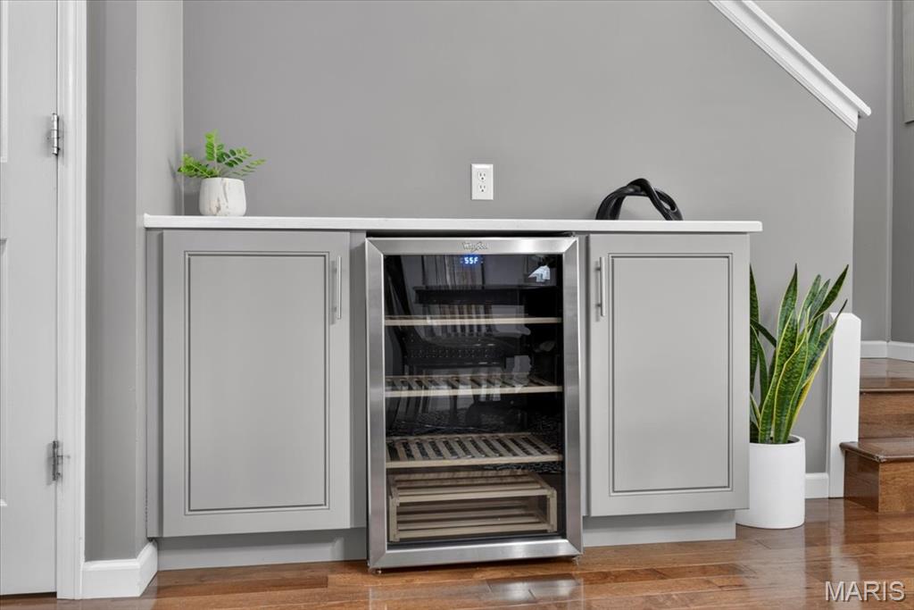 Van Buren Place Condo - Residential
