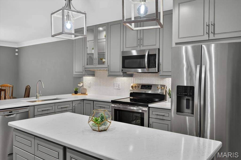 Van Buren Place Condo - Residential