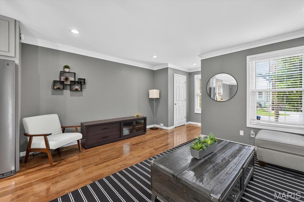 Van Buren Place Condo - Residential