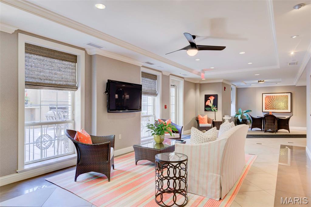 Park Plaza Residential Condo - Residential