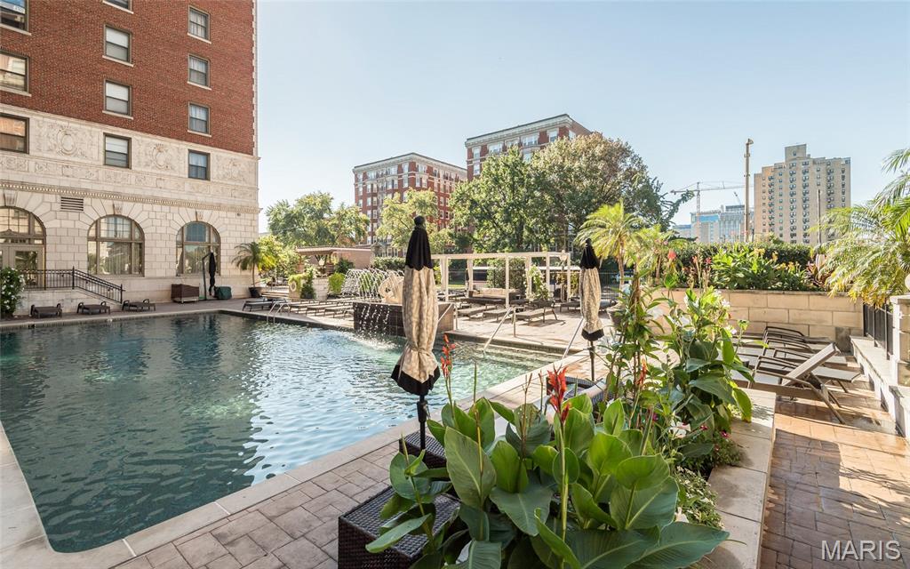 Park Plaza Residential Condo - Residential