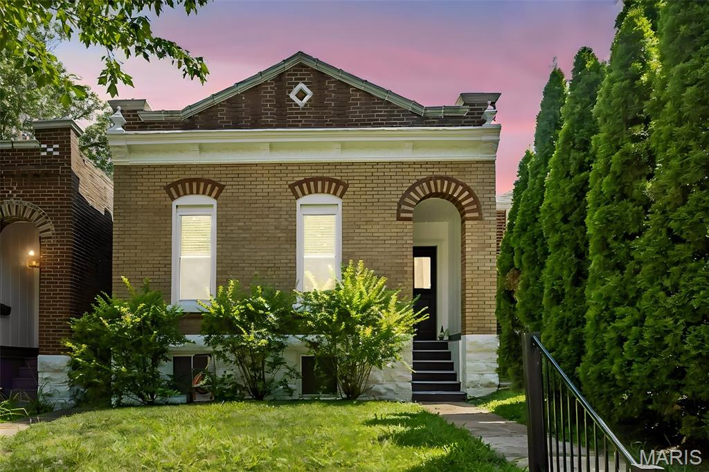 Welcome to 6418 W. Park Ave. in the heart of Dogtown! This beautifully updated home blends classic St. Louis charm with modern improvements, making it truly move-in ready. Recent updates include a new roof (2026), refinished hardwood floors, fresh interior paint, recessed lighting, new electrical panel, new carpeting in the bedroom, remodeled bathroom, and newer windows throughout. The updated kitchen is designed for both style and function, featuring granite countertops, a newer gas range/oven, dishwasher, and microwave. The versatile rear room offers the flexibility to serve as a second bedroom, home office, or bonus living space to fit your needs. Outside, you'll appreciate the rear 2-car parking pad, providing convenient off-street parking. Located in the heart of highly sought-after Dogtown, you'll enjoy easy access to Forest Park, neighborhood restaurants, shops, entertainment, hospitals, and major highways. This is an outstanding opportunity to own a beautifully updated home in one of St. Louis' most desirable neighborhoods. Welcome Home