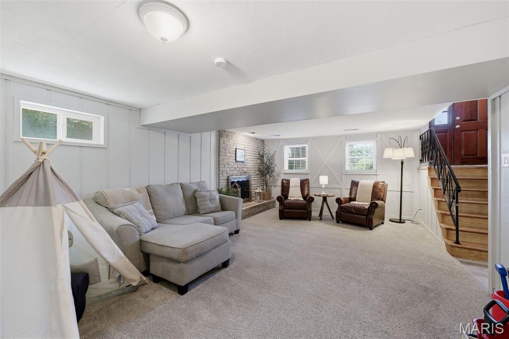 Mackenzie Tr - Residential