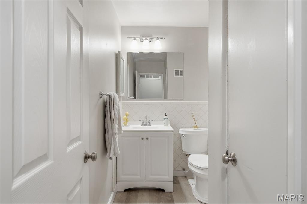 Mackenzie Tr - Residential