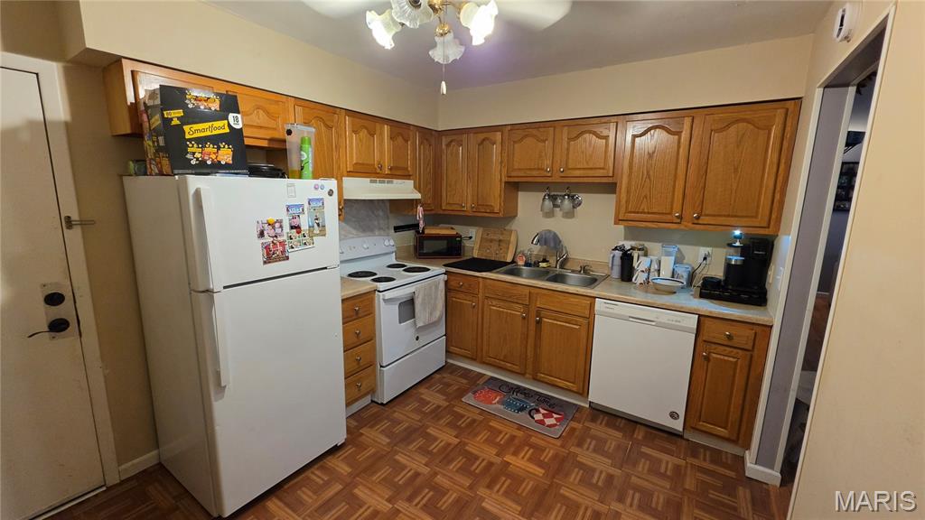 Oakville Commons Condo - Residential