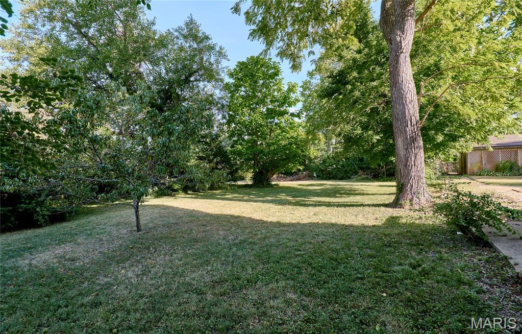 THIS LOT IS INCLUDED IN THE PRICE AND SALE OF MLS #26006418 (6059 Clemens Ave.). Lot is on cul-de-sac.