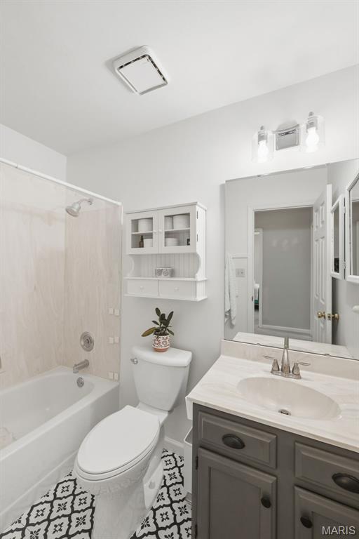 Oak Manor Commons - Residential