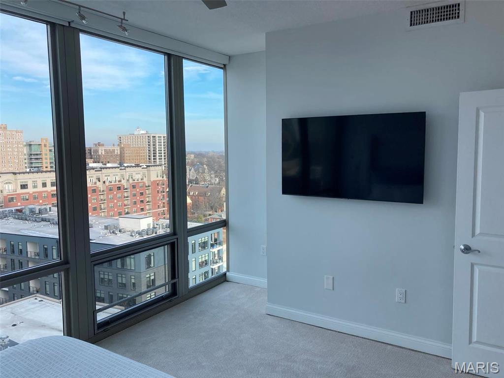 Park East Tower - Residential Lease