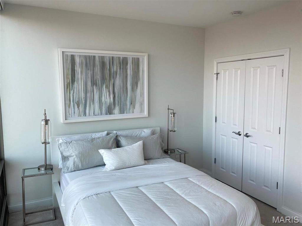 Park East Tower - Residential Lease