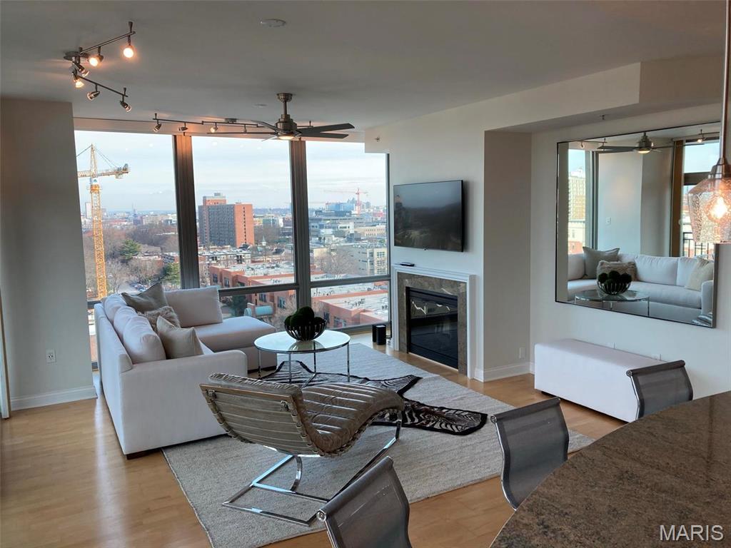 Park East Tower - Residential Lease