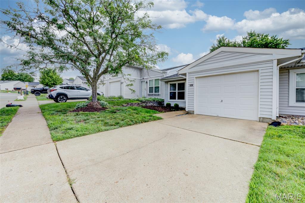 Highland Village Ph Four Twenty - Residential