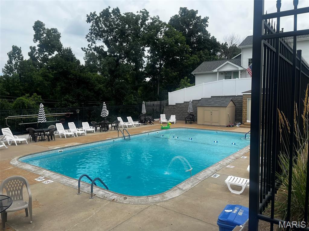 Highland Village Ph Four Twenty - Residential
