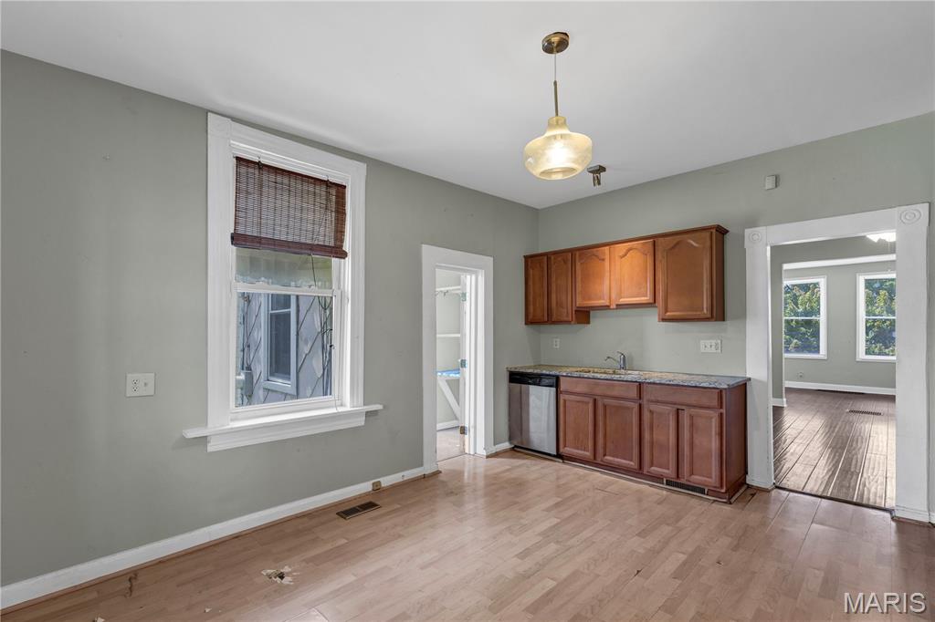 Newport Heights - Residential